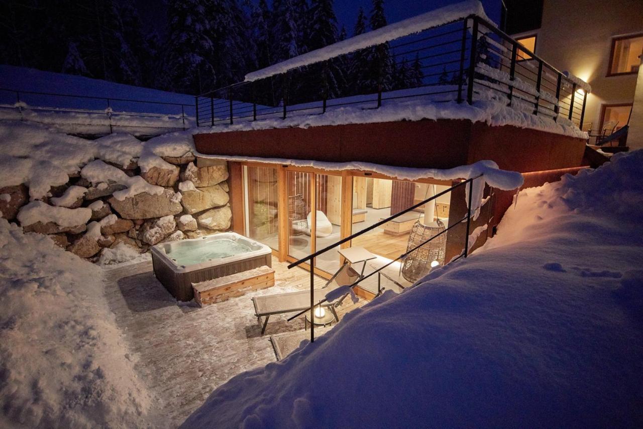 Natura Boutique Chalet Wellness Spa Dobbiaco Exterior photo